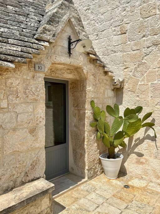 Iconico - Authentic Trulli Experience Daire Cisternino Dış mekan fotoğraf